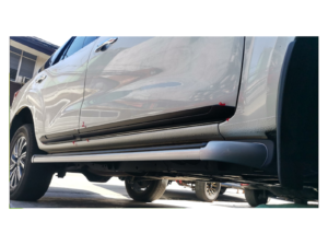 nissan-terra-2018-side-body-moulding-black