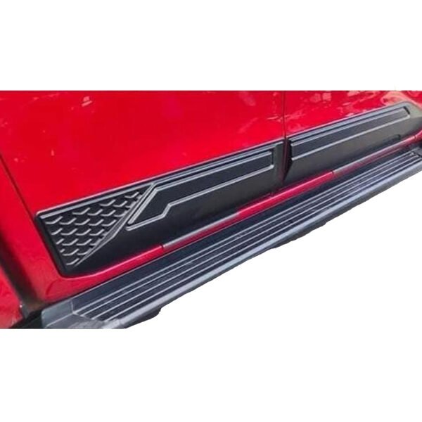 NISSAN NAVARA 2016-2024 SIDE BODY CLADDING