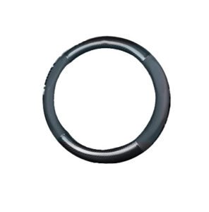 a-medium-carbon-steering-wheel-cover